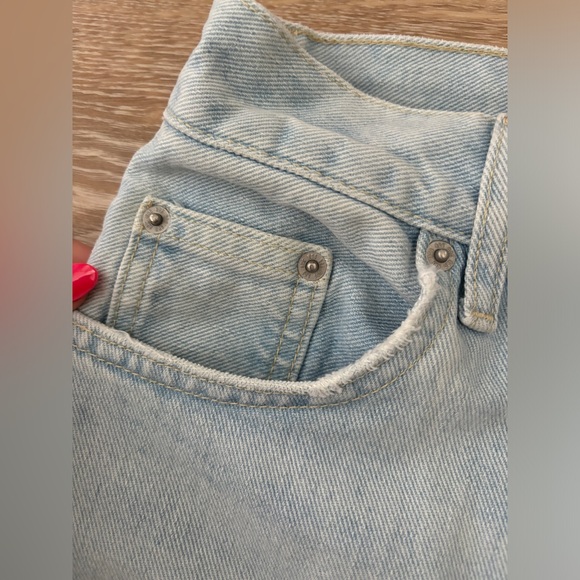 NEVER WORN - URBAN OUTFITTERS BAGGY JEANS SIZE 26 - Picture 3 of 6